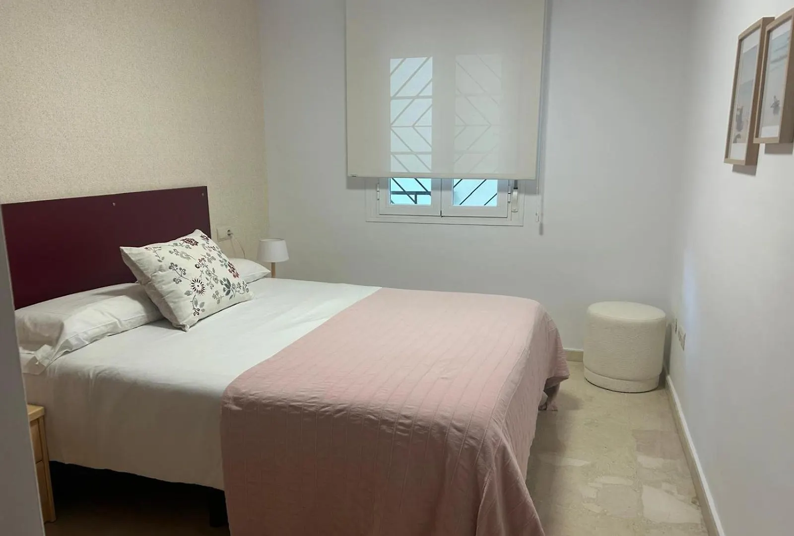 아파트 Maravilloso Apartamento En Primera Linea De Playa Con Vistas Al Mar En Caleta De Velez 2 C
