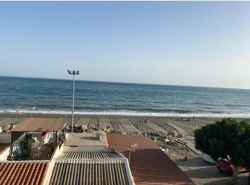 Maravilloso Apartamento En Primera Linea De Playa Con Vistas Al Mar En Caleta De Velez 2 C Apartment